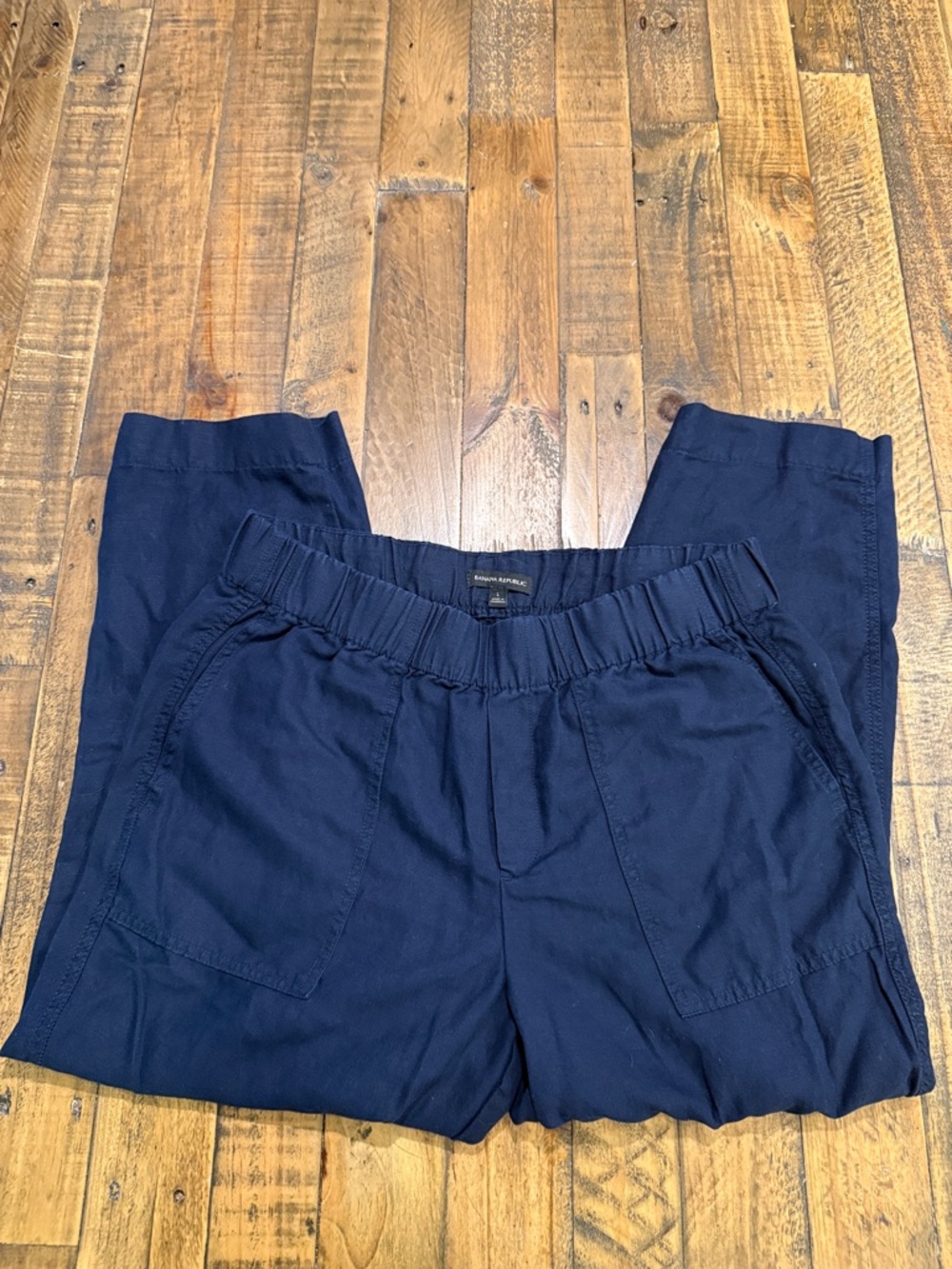 Banana Republic Navy Blue Cropped Pants